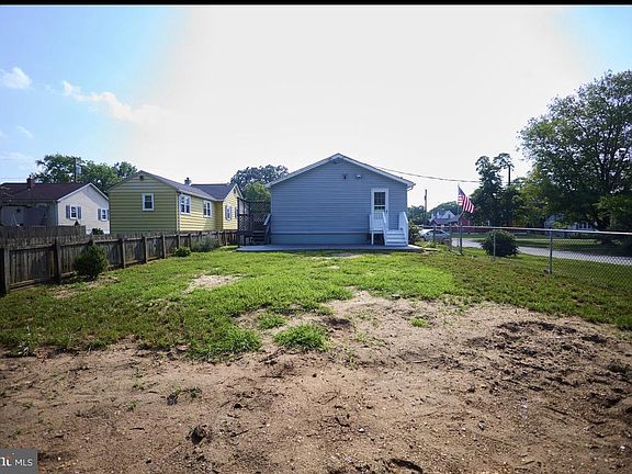 4th image of 111 N Hunterdon Ave