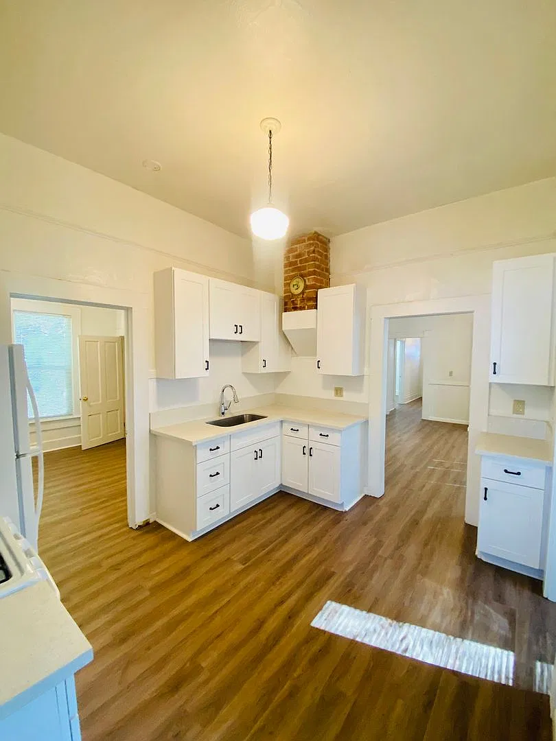 **Summer 2027 - Reserve Now** Updated House in Downtown Chico — Photo 1