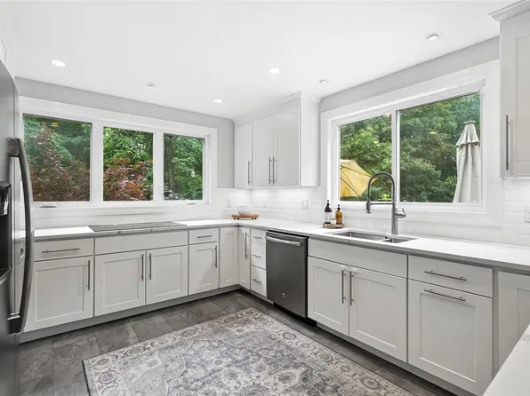 11 Indian Hill Road, West Harrison, NY 10604