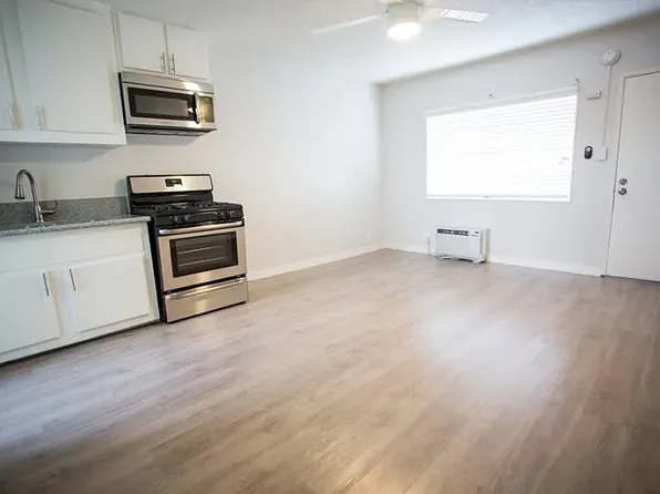 9013 Orion Ave #C23, North Hills, CA 91343