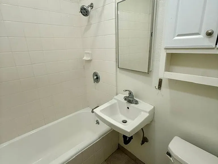 1053-1059 Mira Mar Ave #3751-3753 — Photo 21