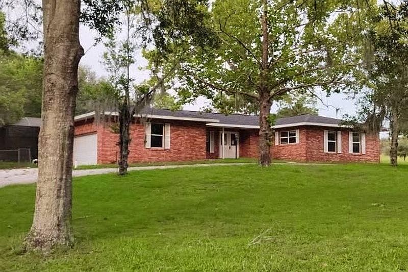 1st image of 3645 E Country Side Dr