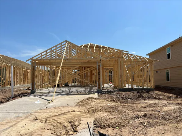 1217 Hickory Grove St, Brenham, TX 77833