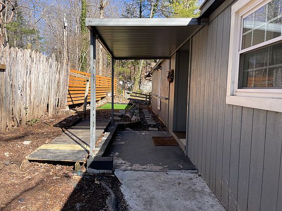 Walkway to Front Door