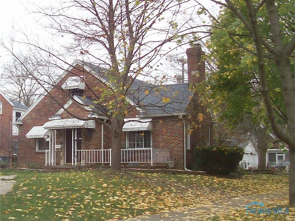 2nd image of 3502 Mapleway Dr