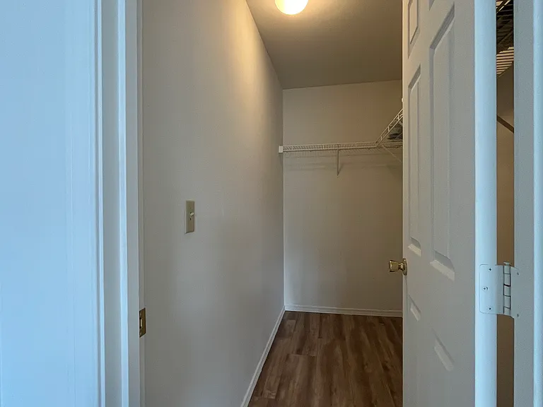 walk-in closet