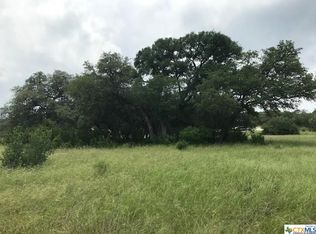 2044 Potters Creek Rd, Canyon Lake, TX 78133