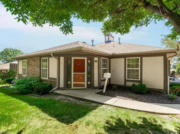 304 E Hansen Ct, Independence, MO 64055