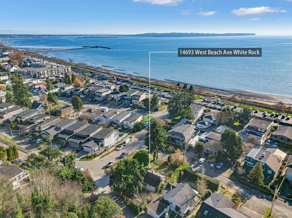 14693 W Beach Ave, White Rock, BC V4B 2T9