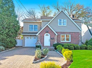 67 Marinus St, Rochelle Park, NJ 07662