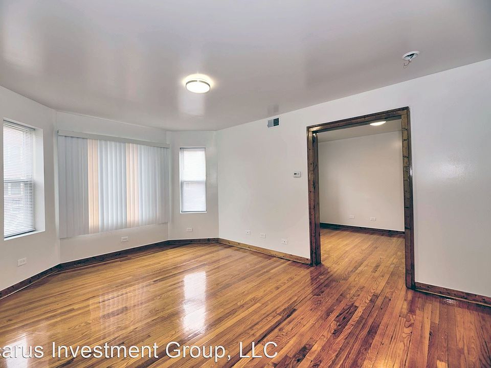 1st image of 6004 S Albany Ave #3