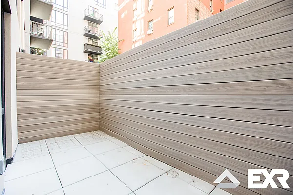 Rented by EXR | media 3