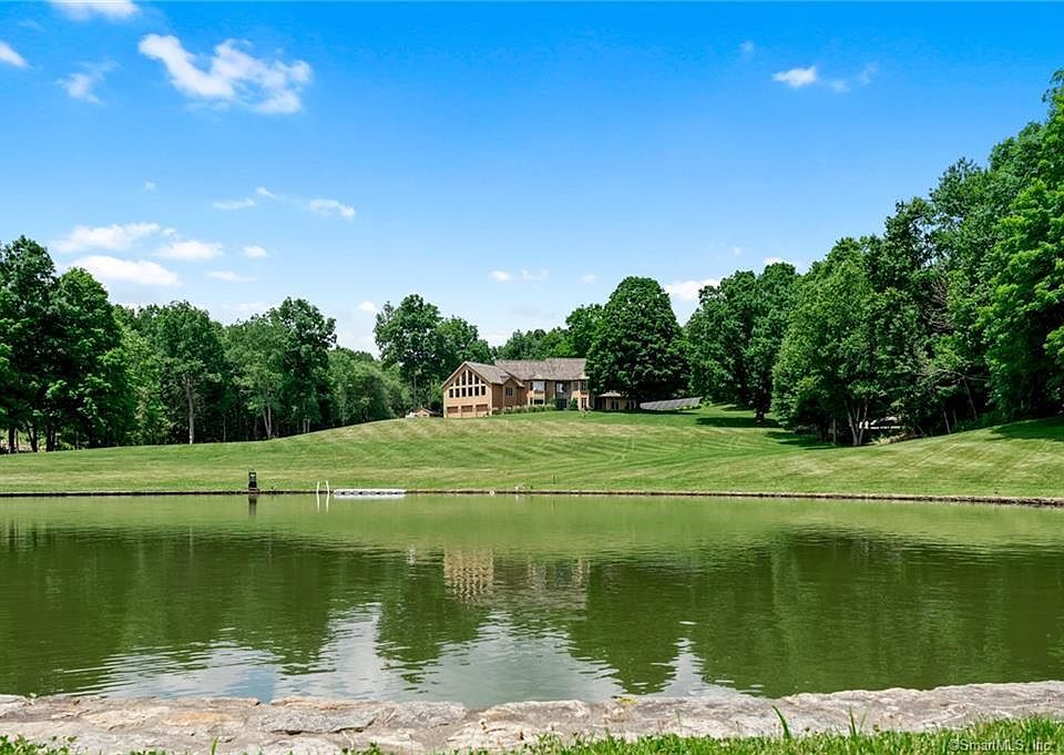 39 Quanopaug Trl, Woodbury, CT 06798 MLS 170595154 Zillow