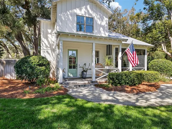 1925 Frederica Rd, Saint Simons Island, GA 31522