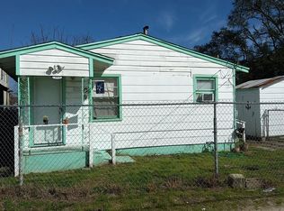 1113 Martin Luther King Blvd, Galveston, TX 77550
