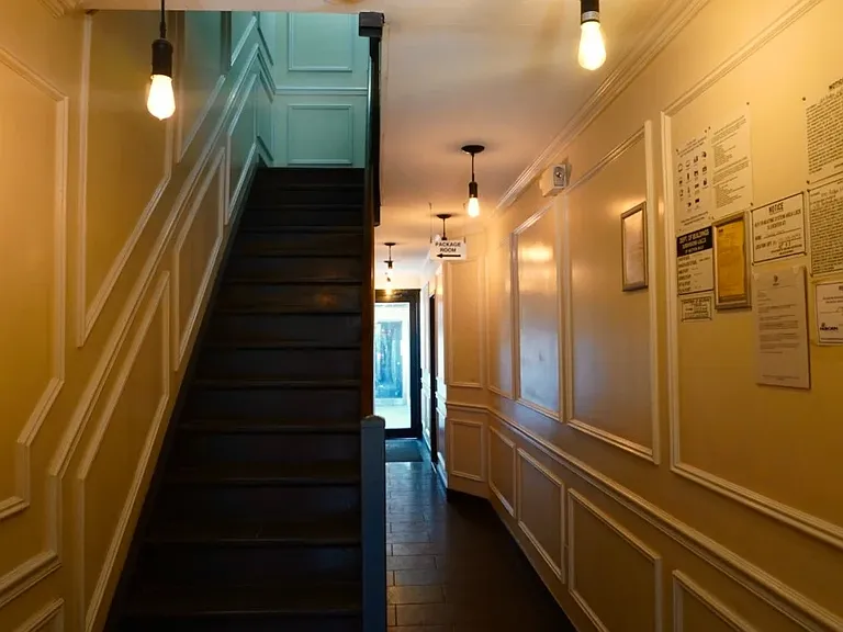 124 Ridge St #R-4 — Photo 7