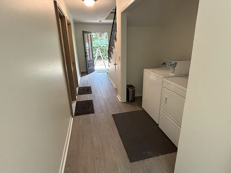 119 Old Country Club Rd #6 — Photo 4