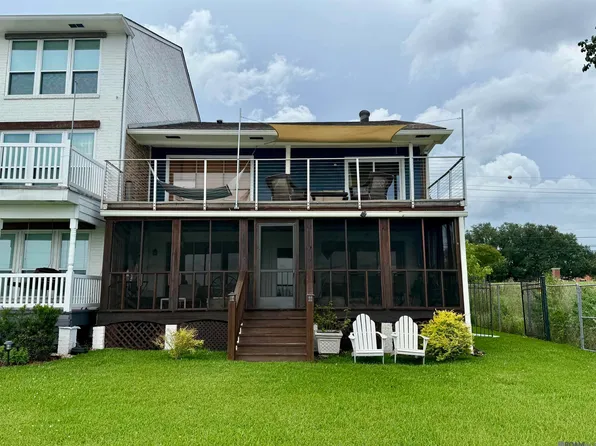 2215 False River Dr APT 1, New Roads, LA 70760