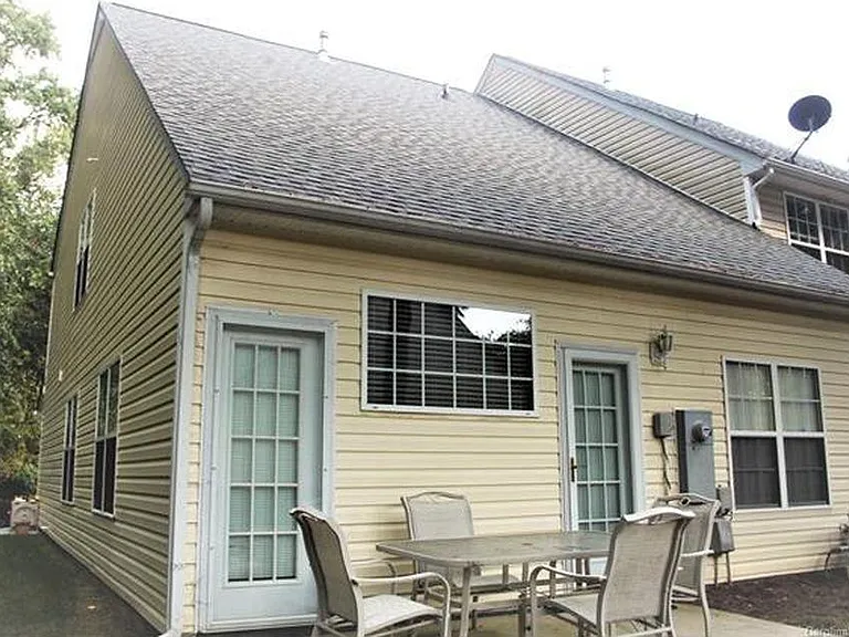 11820 Kevin Henry Pl — Photo 16