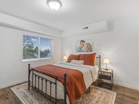 3rd image of 1737 E Sunrise Park Dr #1
