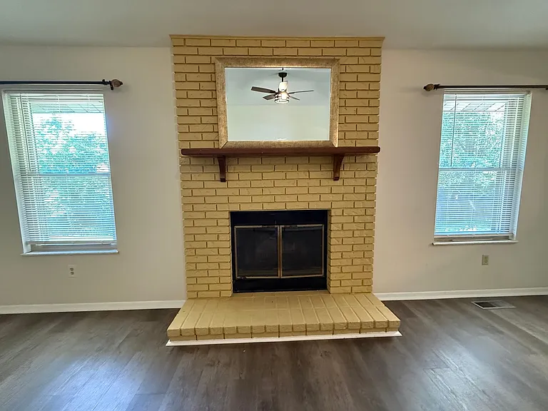 17 Hurstfield Ct — Photo 7