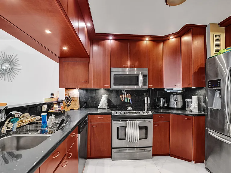 3000 E Sunrise Blvd #14F — Photo 32