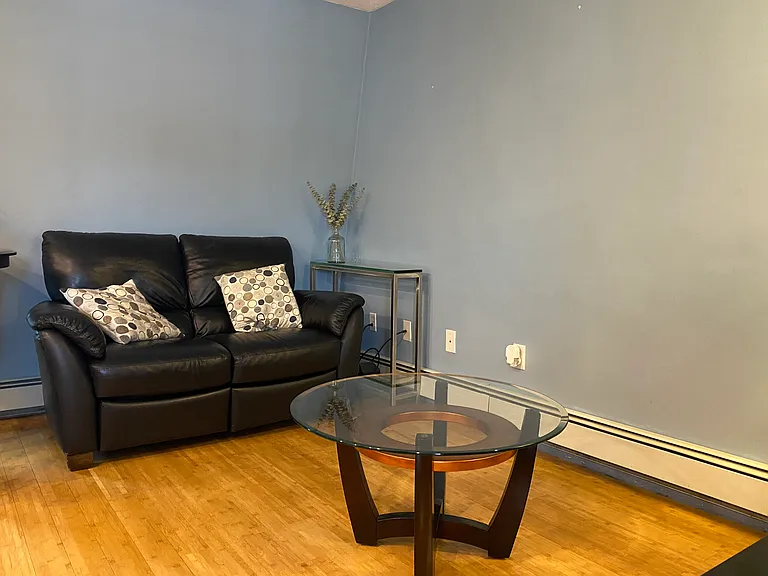 88 Pearl St #3 — Photo 6
