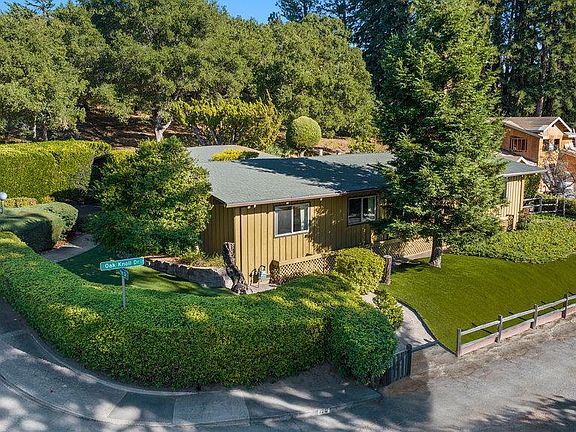 2nd image of 124 Treetop Dr