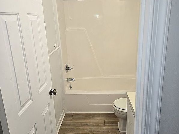 357 Fort Worth Ave APT 209
