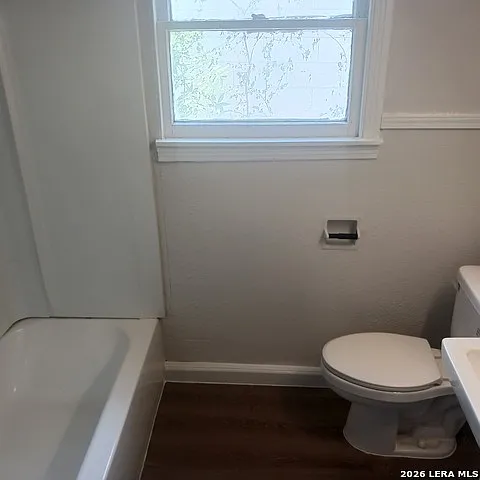 319 San Angelo — Photo 13