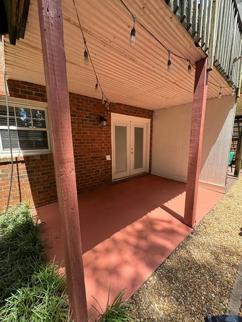 2 bed 1 bath newly renovated! — Photo 4