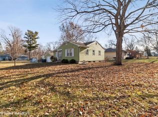 4224 Madison Ave, Des Moines, IA 50310