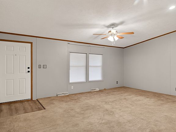 4th image of 1202 Princeton Rd
