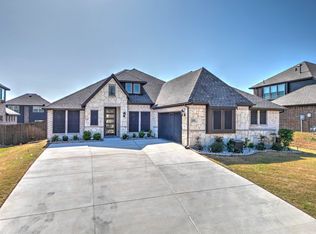1302 Rainer Ct, Mansfield, TX 76063