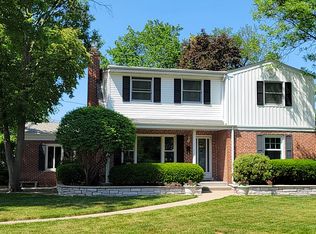 1356 Evergreen Rd, Homewood, IL 60430