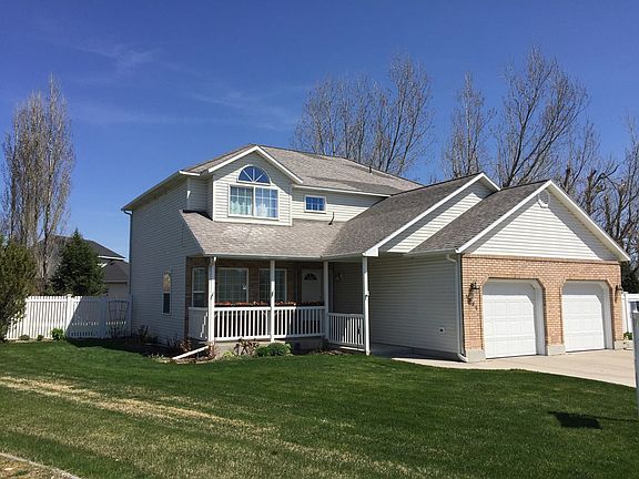 2nd image of 1285 Pebblecreek Ct