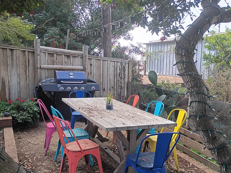 Mar Vista Ave — Photo 11