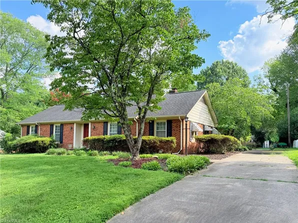 5703 Fleming Terrace Rd, Greensboro, NC 27410