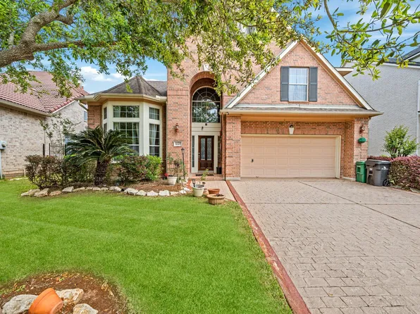 14427 Manorbier Ln, Sugar Land, TX 77498