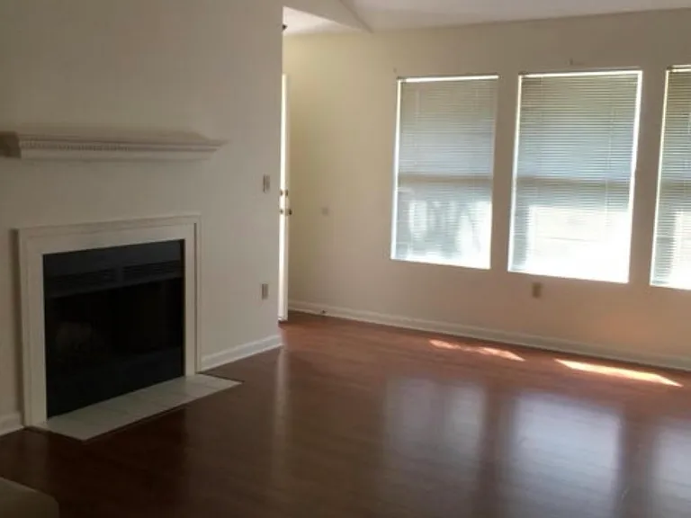 125 Parkwood Dr — Photo 7