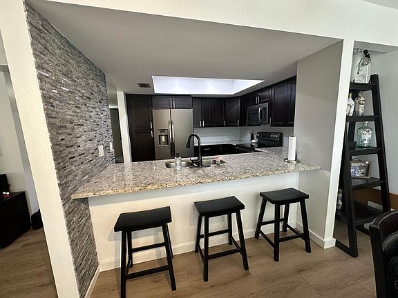 3rd image of 5119 Puritan Cir #1125