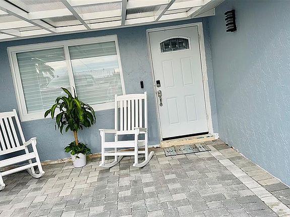 3rd image of 4229 FLORAMAR TERRACE