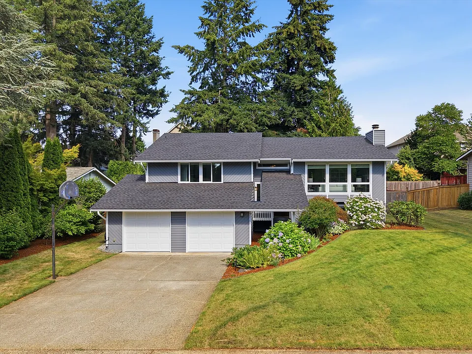 9550 172nd Ave NE