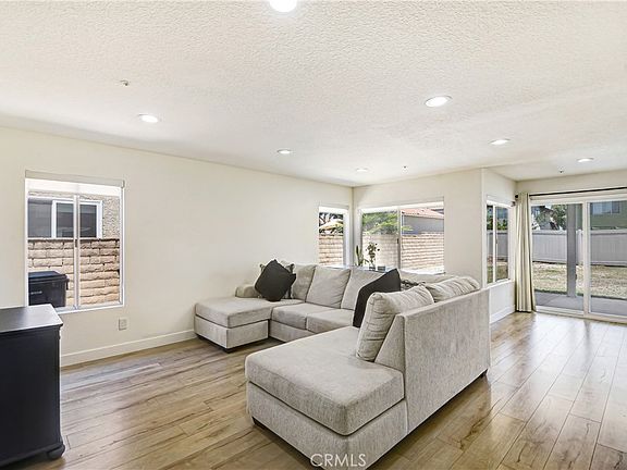 5th image of 6523 Blanchard Ave