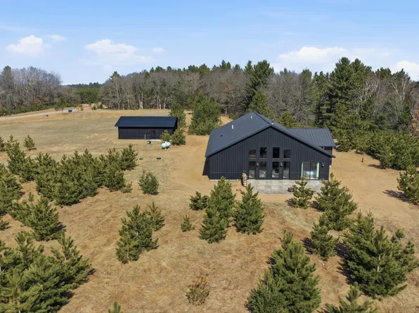 22704 Godfrey Rd, Siren, WI 54872