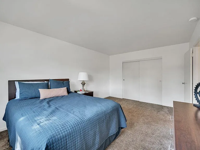 Carlwynne Manor Apartment Homes — Photo 17