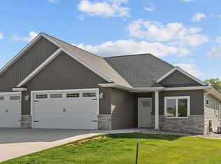 N9132 Brenda Dr, Appleton, WI 54915