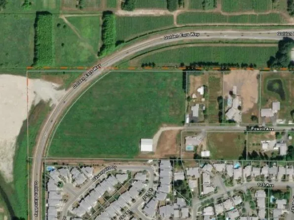 20111 Powell Ave, Maple Ridge, BC V2X 4N2