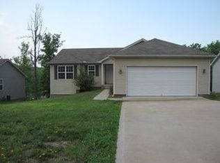 216 Bittersweet Rd, Lake Ozark, MO 65049