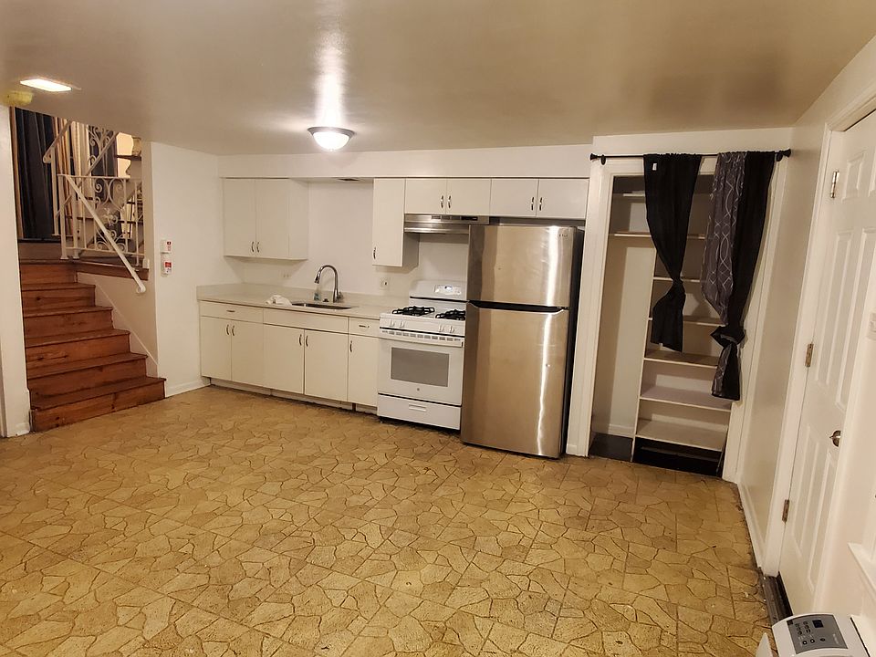 2nd image of 4405 N Moody Ave APT 5